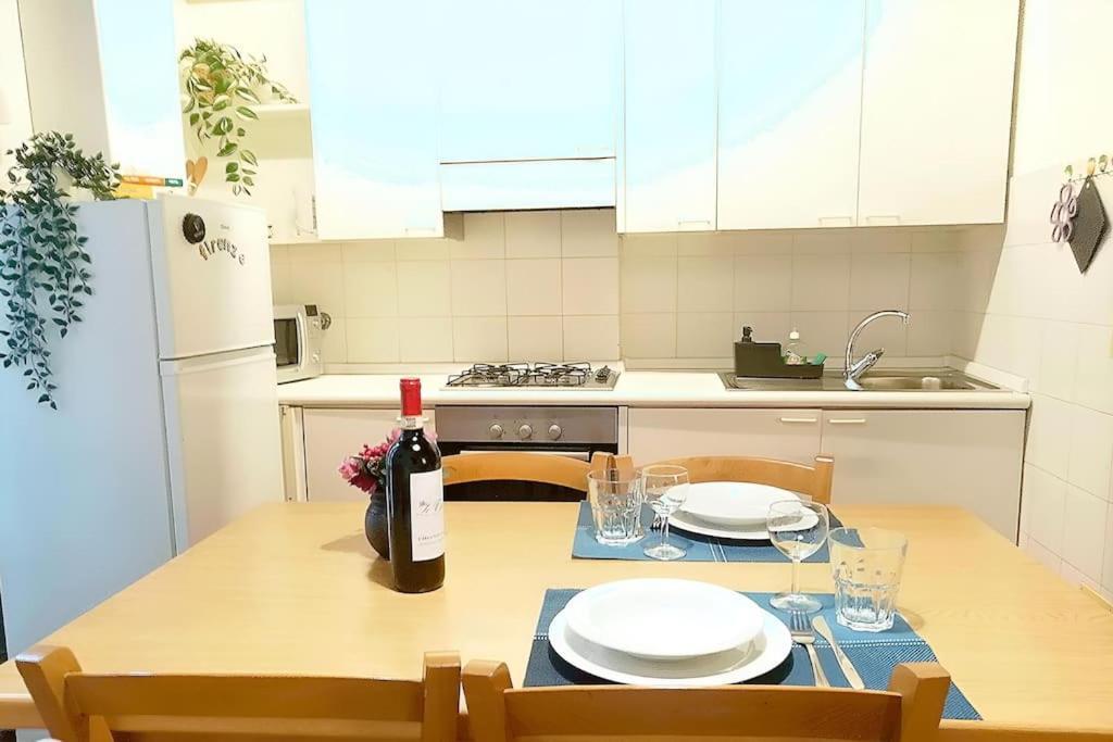 Cozy Apartment Near Train Station Firenze Eksteriør billede