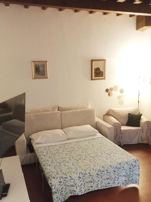 Cozy Apartment Near Train Station Firenze Eksteriør billede